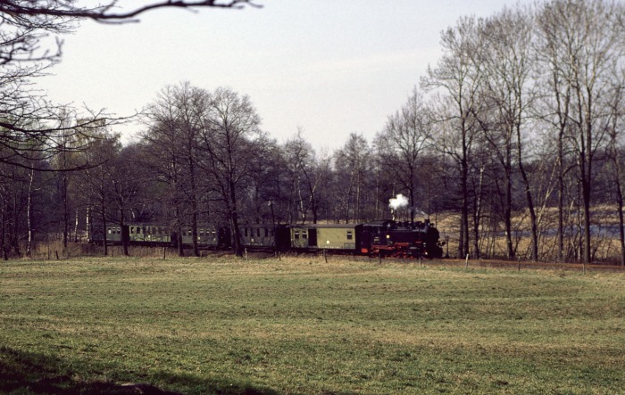 99&nbsp;1791 mit P&nbsp;14210 bei Cunnertswalde, am 24.03.1990