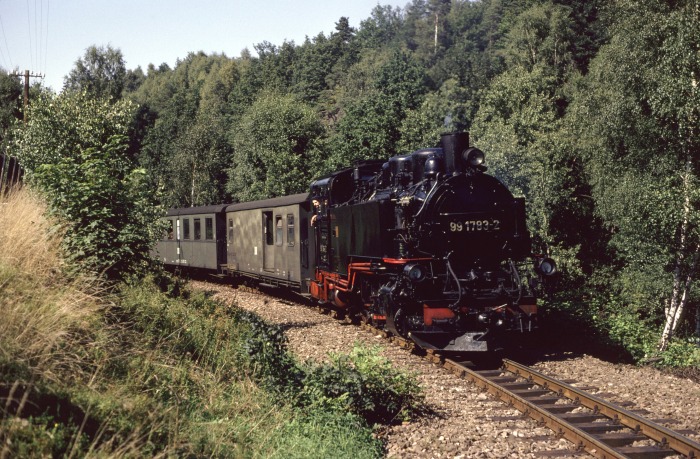 99&nbsp;1783 mit P&nbsp;14269 vor Seifersdorf, am 01.09.1989
