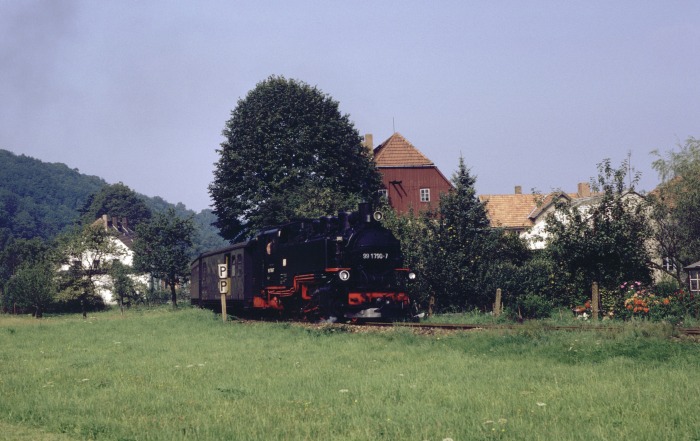 99&nbsp;1790 mit P&nbsp;14269 hinter Ulberndorf, um 15:34h am 07.09.1989