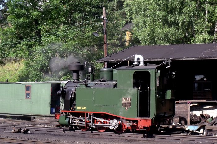 No&nbsp;54 wird morgens für ihren Tages- Einsatz vorbereitet, fotografiert um etwa 9:05h am 23.07.2011