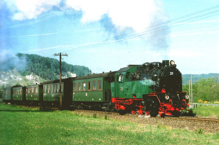 99&nbsp;7231, 99&nbsp;6001 und 99&nbsp;5902 in Wernigerode-Westerntor, am 08.04.1990