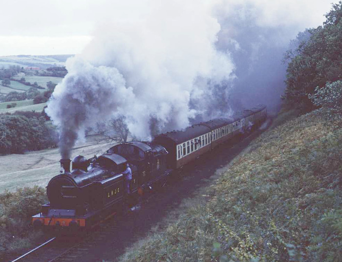 LAMBTON Tank No.5 + ex GWR 6619 bei Green&nbsp;End, Oktober 1990
