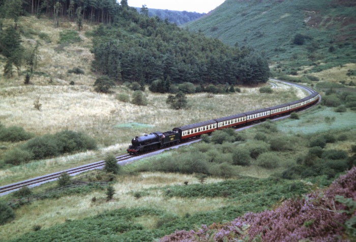 825 abwärts im Newton&nbsp;Dale bei Needle Eye, 30.08.2005