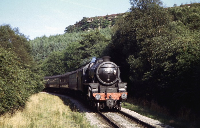 45212 direkt vorm Newton&nbsp;Dale Halt, 30.08.2005