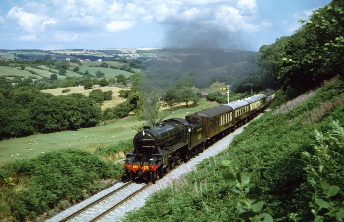 825 mit MOORLANDER bei Green&nbsp;End, am 30.07.2006