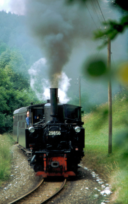 298.56 im Einsatz mit Personenzug bei Waldneukirchen, Juli&nbsp;1976
