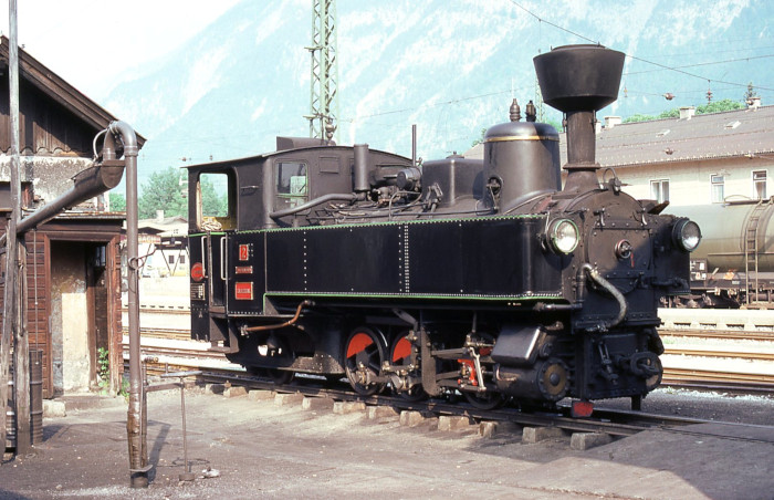 Lok&nbsp;2 der Zillertalbahn in Jenbach